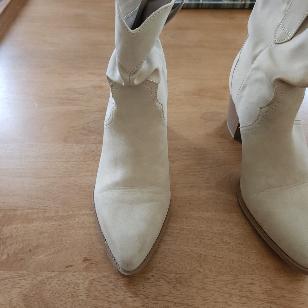 Elegant Tan Women's Country BOOTS SIZE 9.5. SOFT TO TOUCH. - Picture 6 of 12